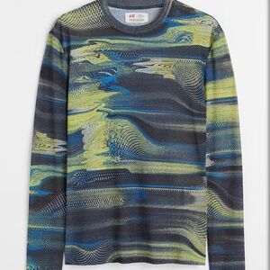 H&M Long Sleeved top. NWT.‎ Retail 59.95